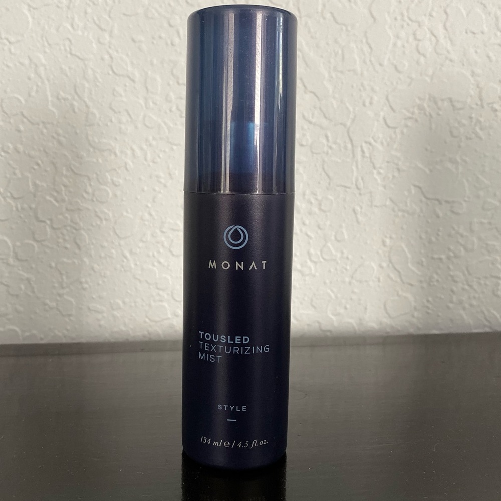 Monat Tousled Texturizing Mist